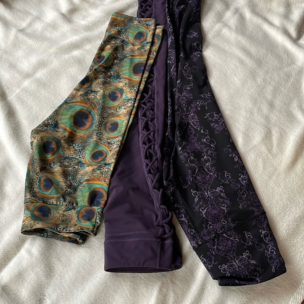 Bundle of yoga pants